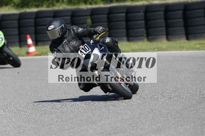 /43 08.08.2025 Discover the Bike ADR/Race 3 rot/410